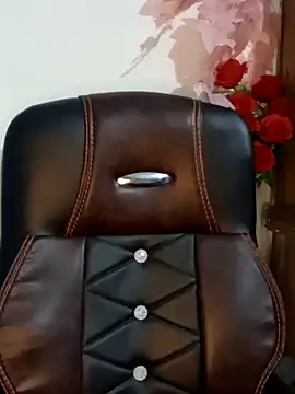 Angel Riye online show from March 4, 2025, 9:11 pm