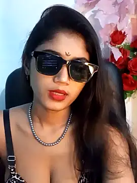 Angel Riye online show from March 8, 2025, 1:47 pm