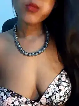 Angel Riye online show from March 11, 2025, 5:13 pm
