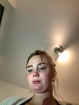 CherryEmmy online show from September 27, 2025, 5:40 pm