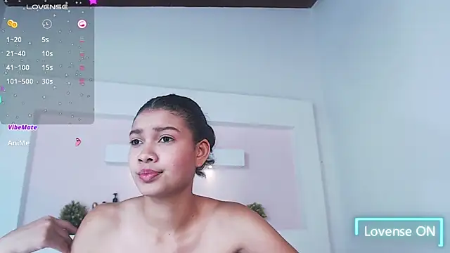 SelenaFox6 online show from February 13, 2025, 12:43 pm