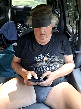 Bus310A online show from October 7, 2025, 4:15 pm