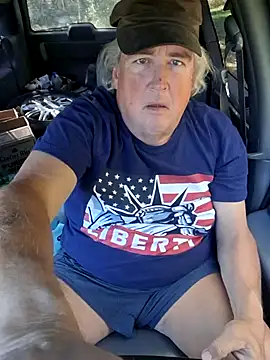 Bus310A online show from October 13, 2025, 4:40 pm