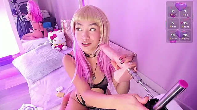 candy  monroe online show from February 3, 2026, 4:23 pm