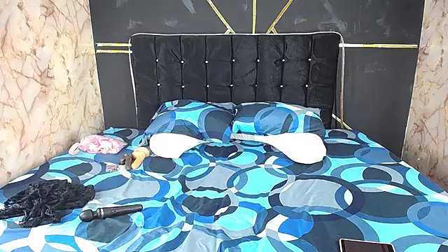 Snapshot of AmandaRobers chatting on January 12, 2025, 8:36 pm AmandaRobers online show from January 12, 2025, 8:36 pm