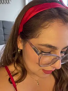 Gabriela-Parker  online show from January 5, 2025, 6:56 pm