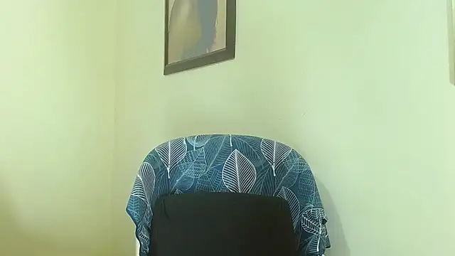 Snapshot of katerineleon chatting on October 6, 2025, 9:12 pm katerineleon online show from October 6, 2025, 9:12 pm