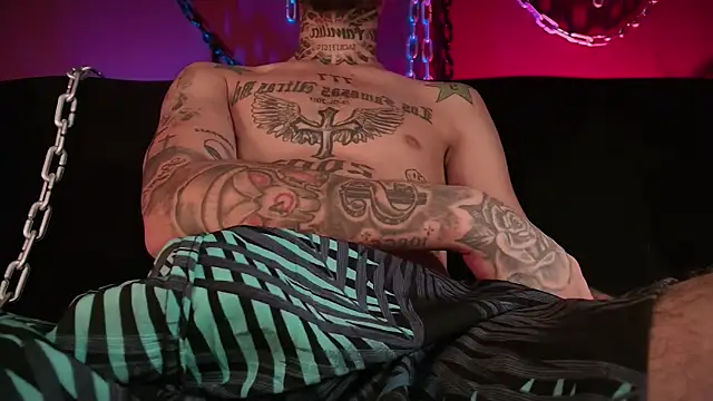 Junihn0 online show from December 24, 2024, 9:06 am