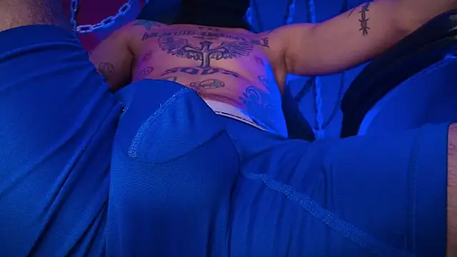 Junihn0 online show from January 1, 2025, 1:27 pm