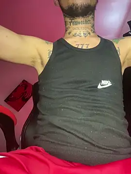 Junihn0 online show from January 28, 2025, 3:57 pm