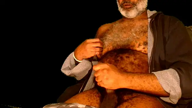 Snapshot of sinnernoir chatting on January 13, 2025, 9:30 am sinnernoir online show from January 13, 2025, 9:30 am