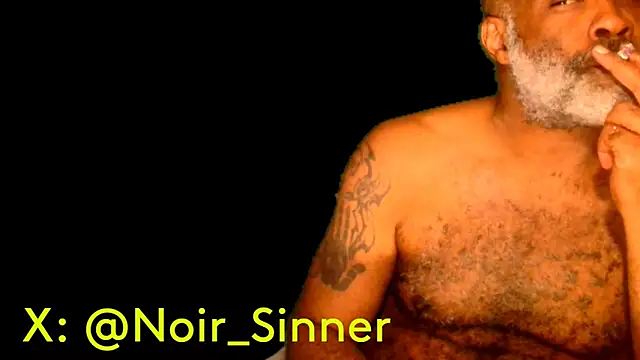 Snapshot of sinnernoir chatting on January 23, 2025, 7:22 am sinnernoir online show from January 23, 2025, 7:22 am