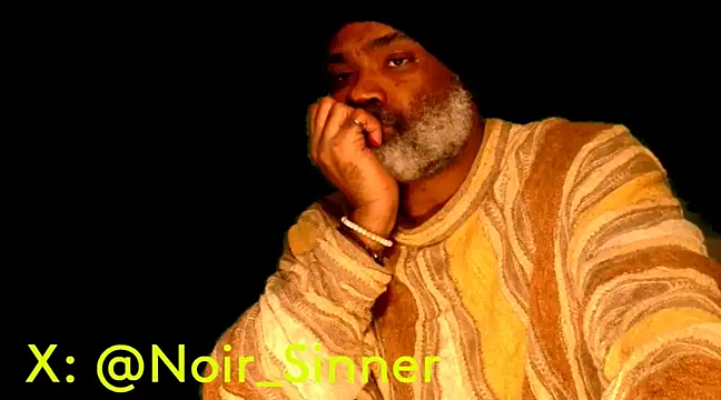 Snapshot of sinnernoir chatting on January 27, 2025, 5:14 am sinnernoir online show from January 27, 2025, 5:14 am