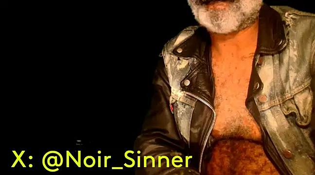 Snapshot of sinnernoir chatting on February 5, 2025, 9:36 am sinnernoir online show from February 5, 2025, 9:36 am