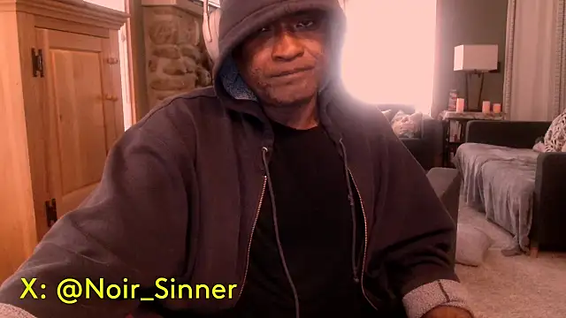 Snapshot of sinnernoir chatting on October 16, 2025, 3:13 pm sinnernoir online show from October 16, 2025, 3:13 pm