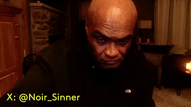 Snapshot of sinnernoir chatting on October 24, 2025, 1:35 am sinnernoir online show from October 24, 2025, 1:35 am