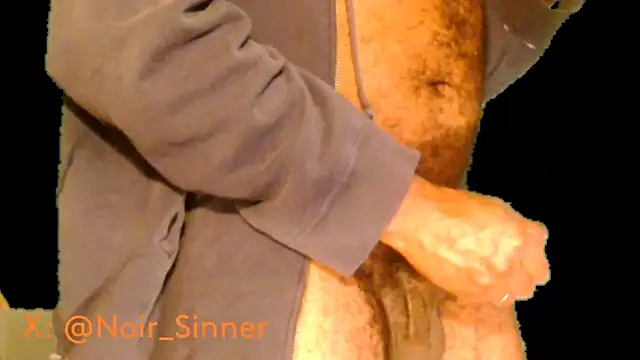 Snapshot of sinnernoir chatting on February 10, 2026, 10:03 pm sinnernoir online show from February 10, 2026, 10:03 pm