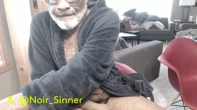 Snapshot of sinnernoir chatting on March 15, 2026, 1:50 pm sinnernoir online show from March 15, 2026, 1:50 pm