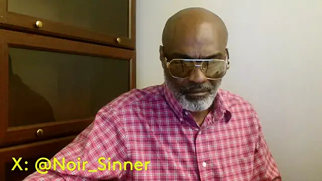 sinnernoir online show from May 8, 2026, 3:12 am