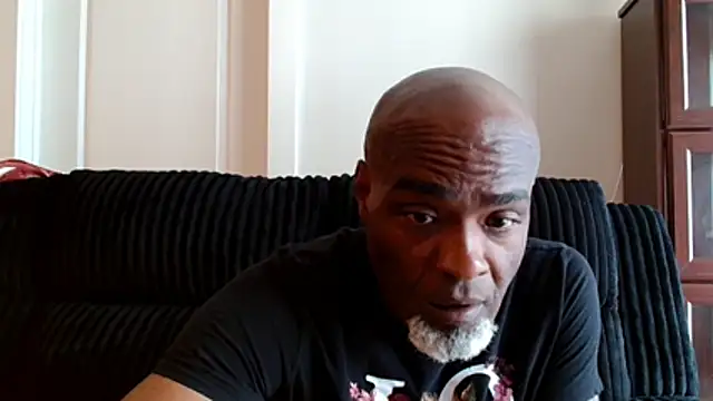 sinnernoir online show from June 8, 2026, 5:24 pm