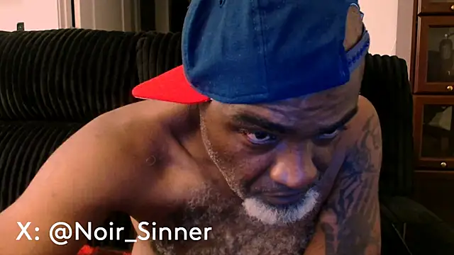 sinnernoir online show from June 12, 2026, 2:32 am