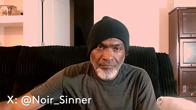 sinnernoir online show from June 17, 2026, 3:53 am