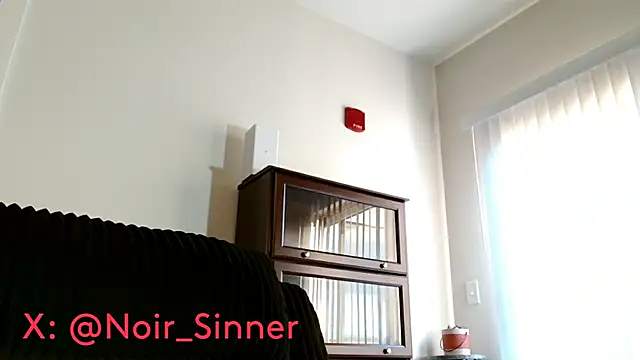 sinnernoir online show from June 26, 2026, 12:04 am