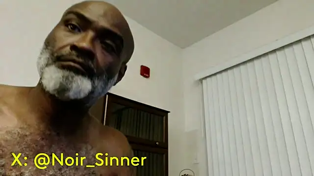 sinnernoir online show from June 29, 2026, 4:30 am