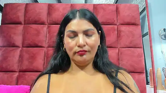 PENELOPELEWISs online show from January 26, 2025, 4:30 am