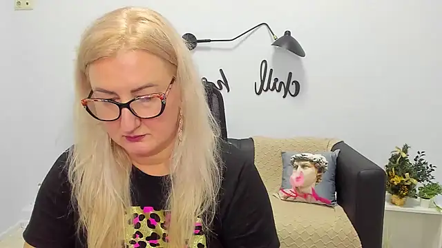 ChristyBrooks online show from January 2, 2025, 7:07 pm