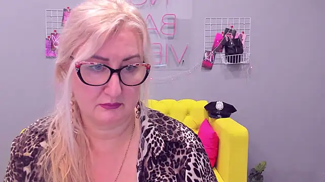 ChristyBrooks online show from January 5, 2025, 1:36 pm