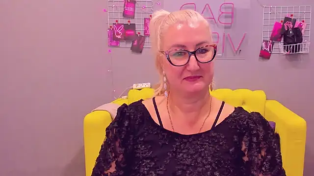 ChristyBrooks online show from January 15, 2025, 3:18 pm