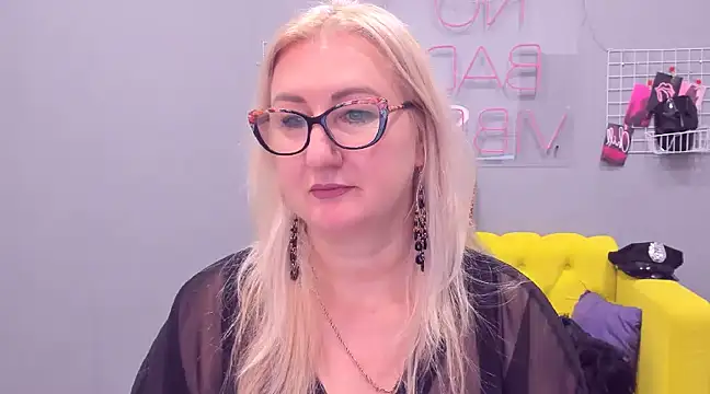 ChristyBrooks online show from January 17, 2025, 3:11 pm