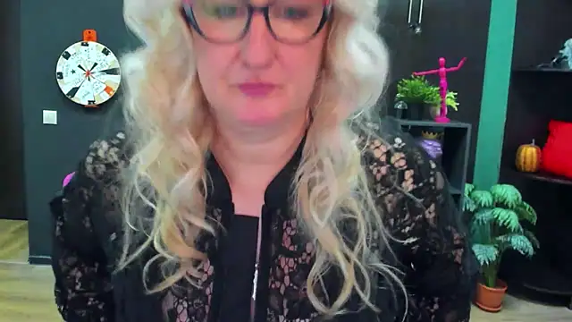 ChristyBrooks online show from February 8, 2025, 2:38 pm