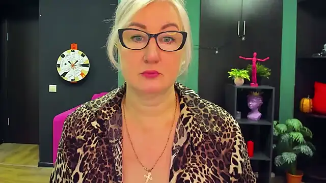 ChristyBrooks online show from March 6, 2025, 1:14 pm