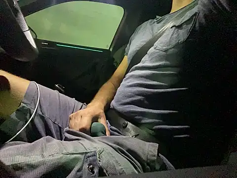 Snapshot of ItalStall chatting on September 15, 2025, 5:18 am ItalStall online show from September 15, 2025, 5:18 am