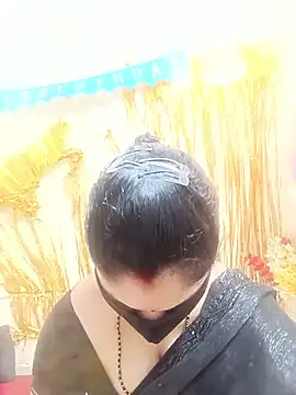 Cute-Aadhvita online show from September 22, 2025, 11:40 pm