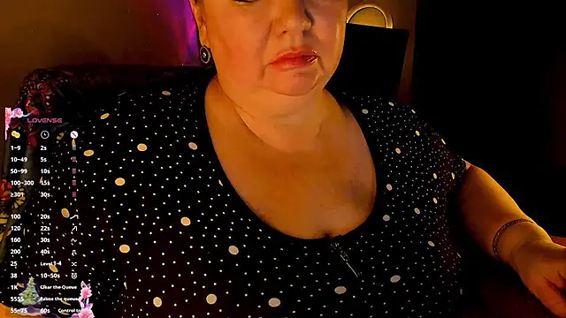 SexxyDreams1 online show from December 14, 2024, 3:29 am
