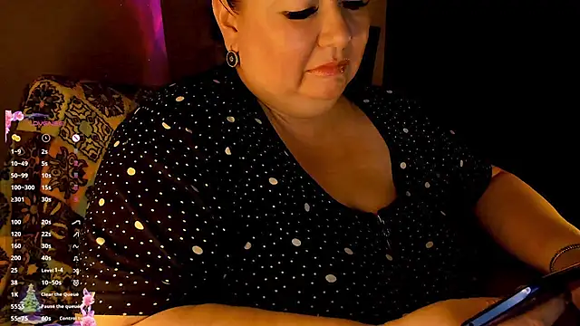 SexxyDreams1 online show from December 14, 2024, 1:16 pm