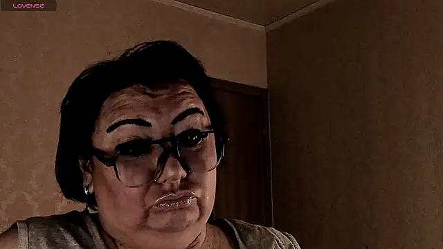 Snapshot of SexxyDreams1 chatting on March 19, 2026, 11:09 pm SexxyDreams1 online show from March 19, 2026, 11:09 pm