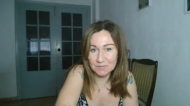 TamaraSweetxo online show from March 3, 2025, 7:32 am