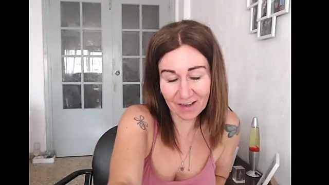 TamaraSweetxo online show from June 11, 2026, 8:56 am