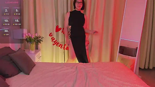 Nicole Cidman online show from February 13, 2025, 5:33 pm
