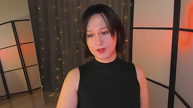 Nicole Cidman online show from February 18, 2025, 2:06 pm
