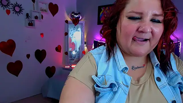 Snapshot of julieta_733 chatting on March 1, 2025, 5:16 pm julieta 733 online show from March 1, 2025, 5:16 pm