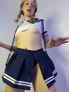 NicoleCut online show from January 12, 2025, 11:17 am