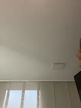 Snapshot of NicoleCut chatting on October 21, 2025, 11:00 am NicoleCut online show from October 21, 2025, 11:00 am