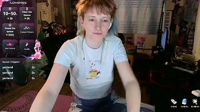 Snapshot of _hellostormy_ chatting on February 10, 2025, 8:42 am  hellostormy  online show from February 10, 2025, 8:42 am