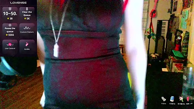 Snapshot of _hellostormy_ chatting on March 5, 2025, 9:27 am  hellostormy  online show from March 5, 2025, 9:27 am