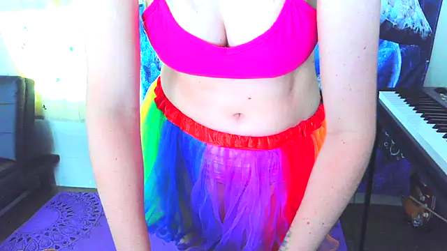Snapshot of _hellostormy_ chatting on October 3, 2025, 4:48 pm  hellostormy  online show from October 3, 2025, 4:48 pm